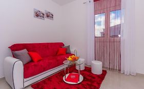 Apartment Ema
